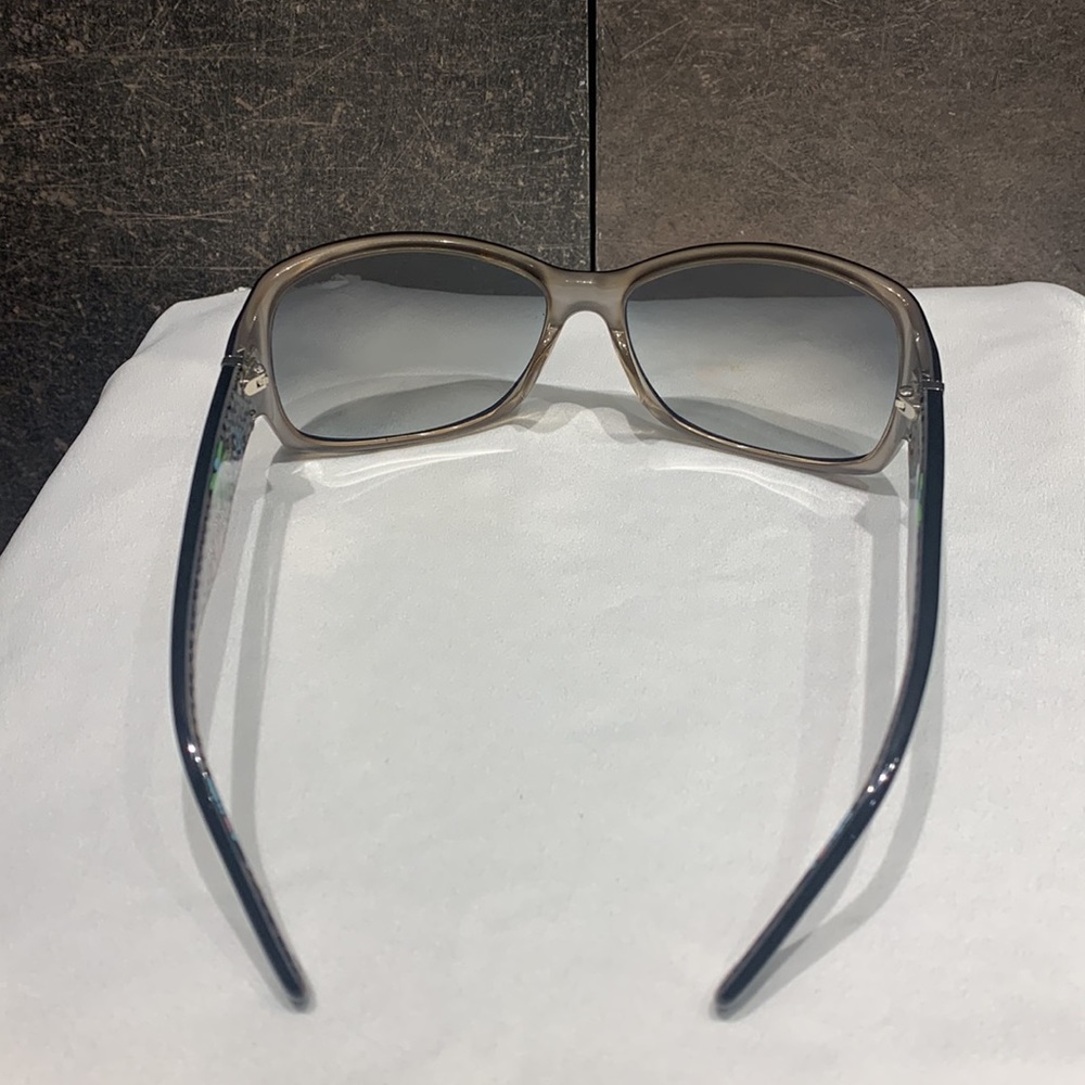 Coach Sunglasses from USA 🇺🇸 - Picture 9 of 14